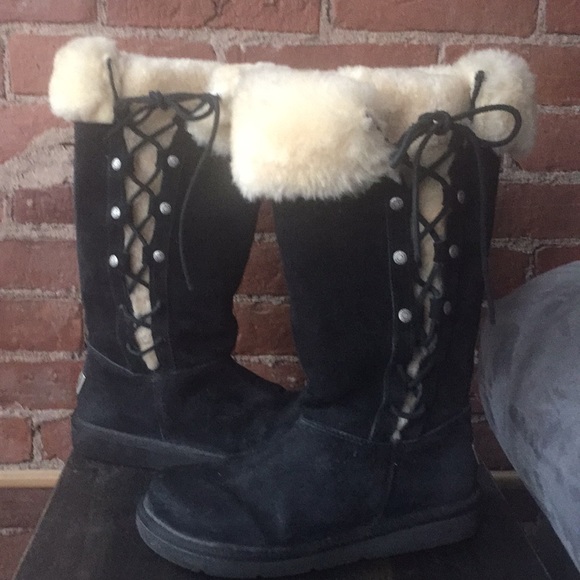 UGG Shoes - Size 5 Black ugg boots, like new!!